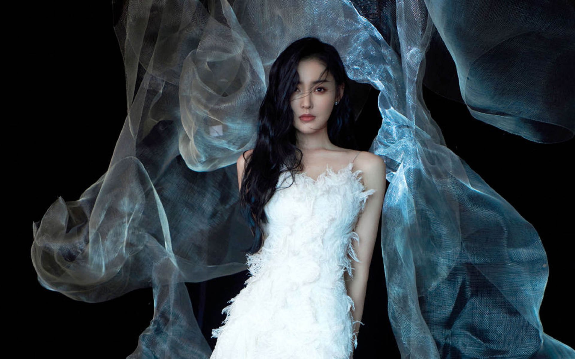 倒三角中场提升出球选择广度,倒三角传球算不算越位